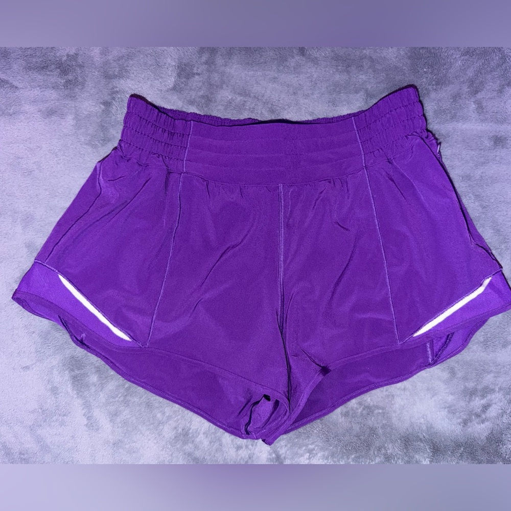 Lululemon Hotty Hot High-Rise HR Lined Short College Purple 2.5” 8